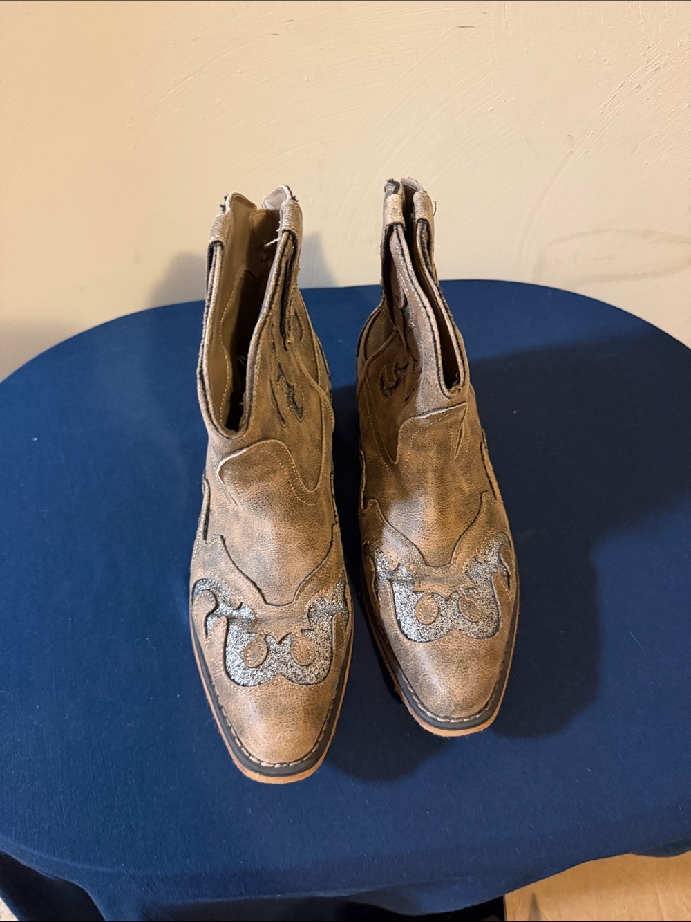 Pierre Dumas Distressed Brown Western Ankle Booties with Silver Accents